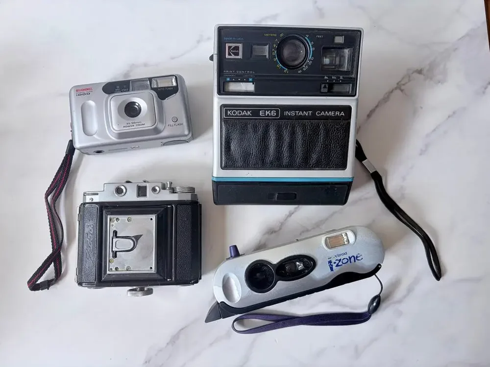 Vintage Camera Lot of 4 | Kodak EK6 Polaroid Petri Bell Howell | Untested